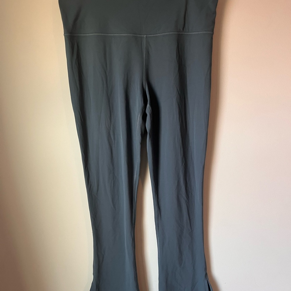 Athleta elation split slim flare  High-Waisted Flare Leggings size XL grey